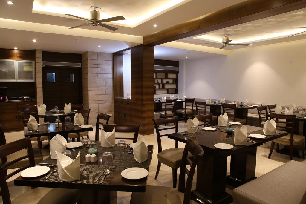 Lemon Tree Hotel Candolim Esterno foto